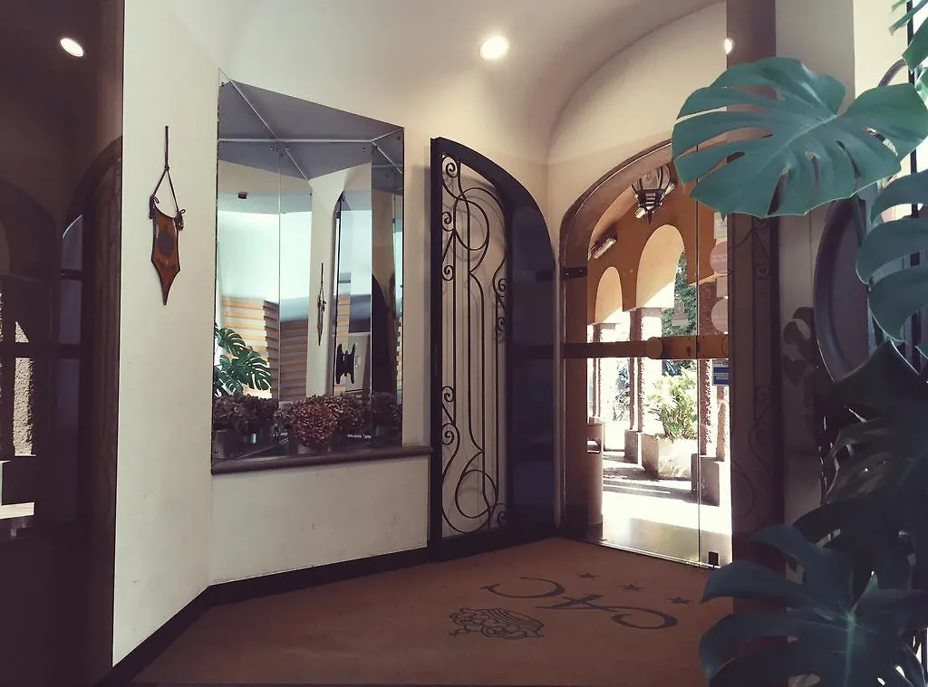 Albergo Della Corona Binasco 3*,