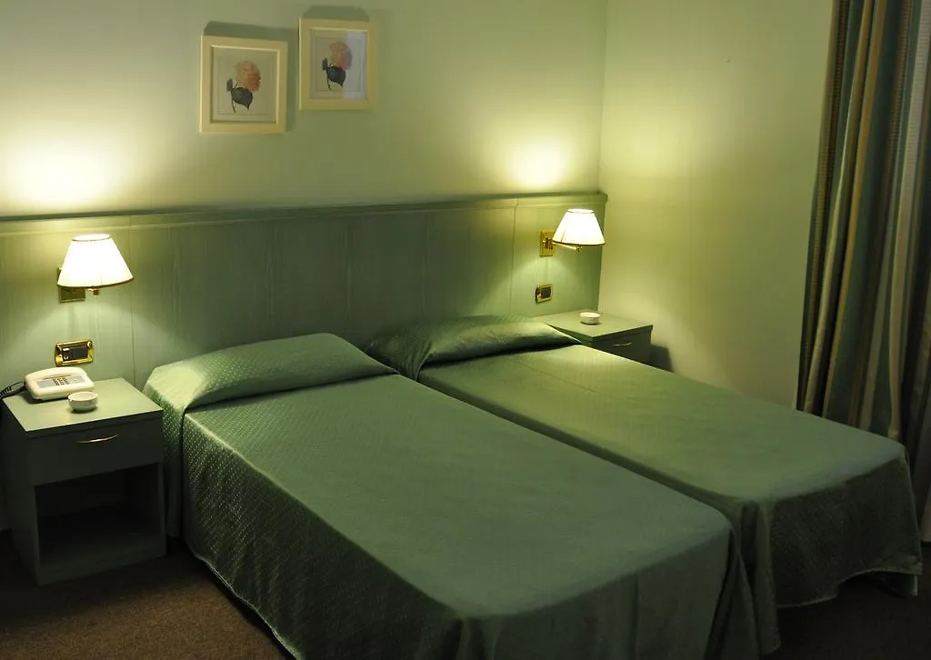 Albergo Della Corona Binasco 3*,  Italien