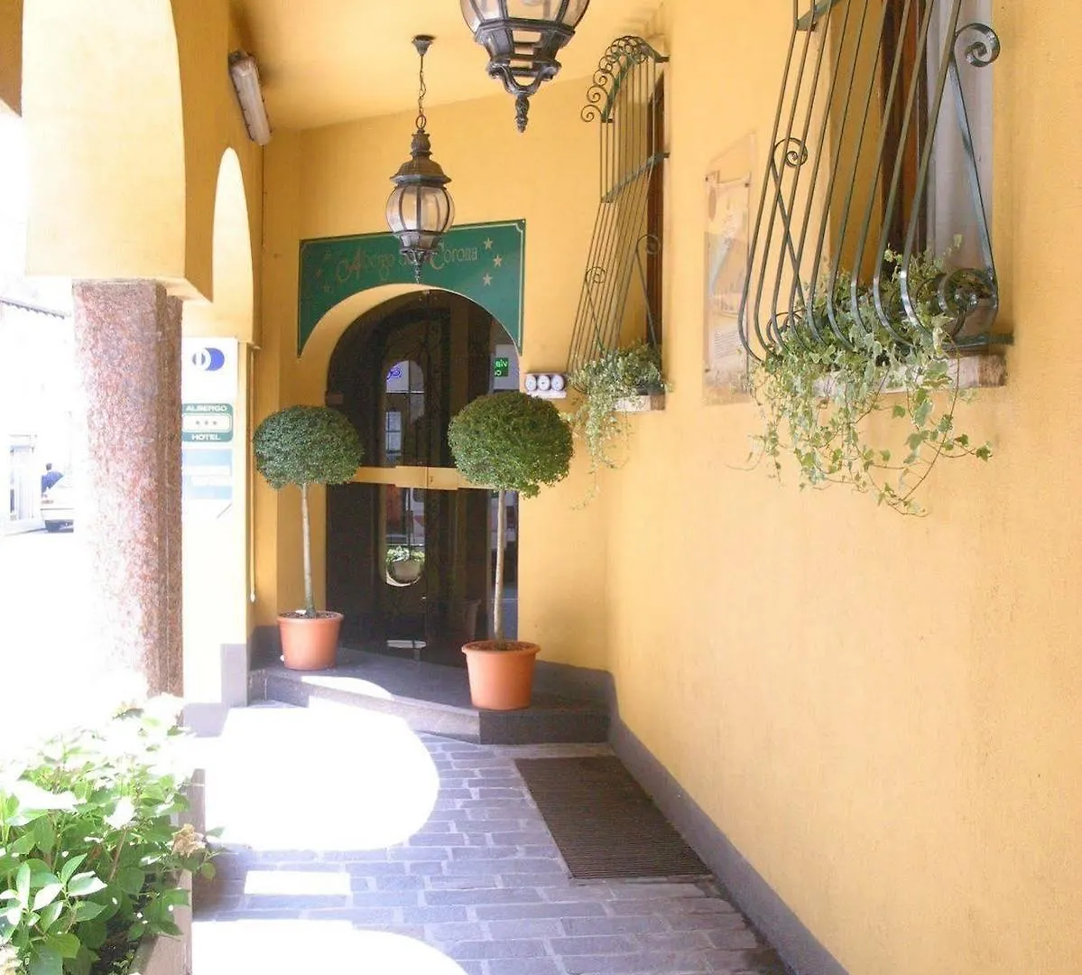 Hotel Albergo Della Corona Binasco